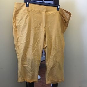 Lane Bryant Cropped Pant Mustard Yellow Size 28